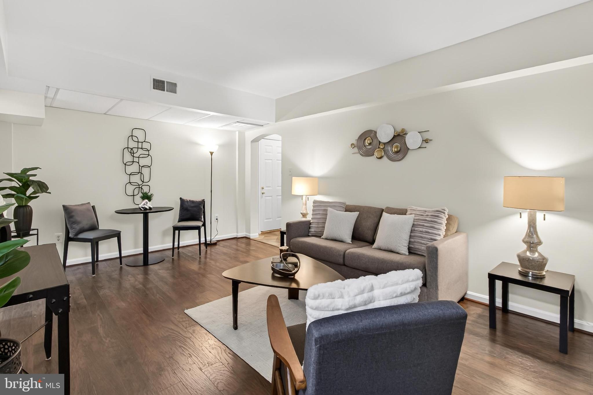 1752 North Rhodes Street, Unit 325 Arlington, VA 22201 - Photo 5 of 15