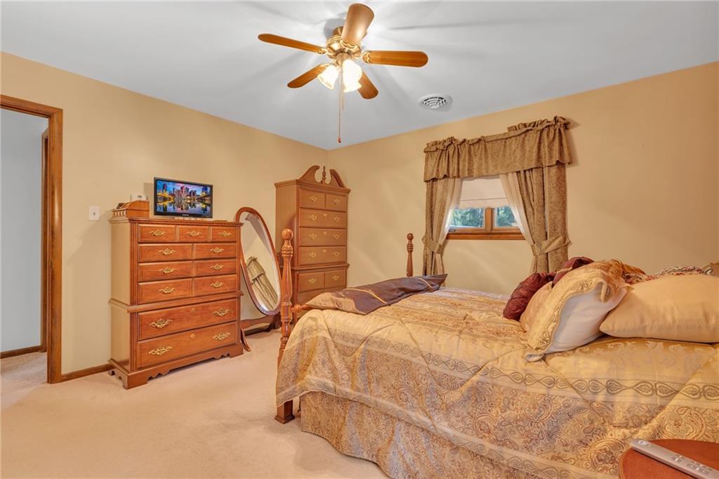 124 Heath Drive Baden, PA 15005 - Photo 14 of 38 a bedroom with a bed and a closet