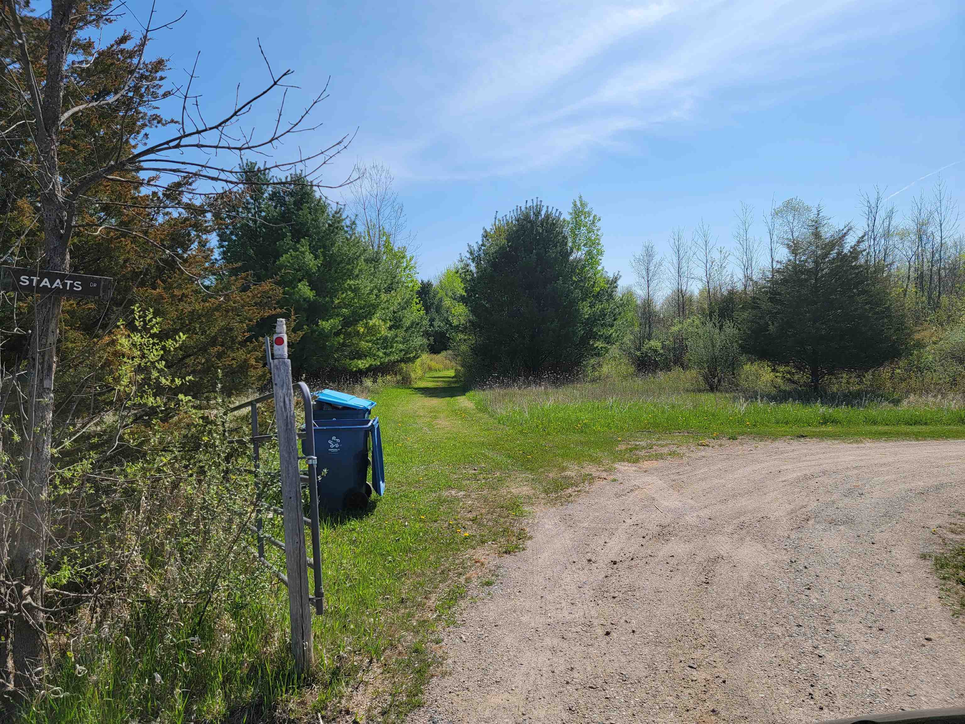 Three 3 Rivers Road Gladwin, MI 48624 - Photo 4 of 4