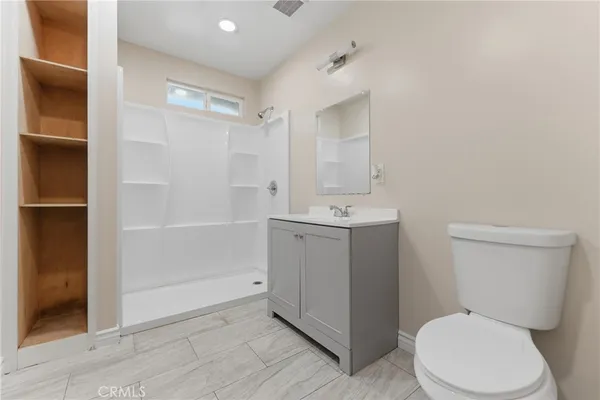 $919,000 | 11233 Virginia Street, Lynwood, CA 90262