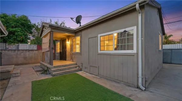 $919,000 | 11233 Virginia Street, Lynwood, CA 90262