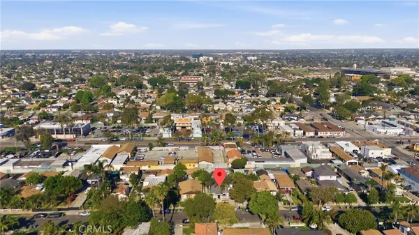 $919,000 | 11233 Virginia Street, Lynwood, CA 90262