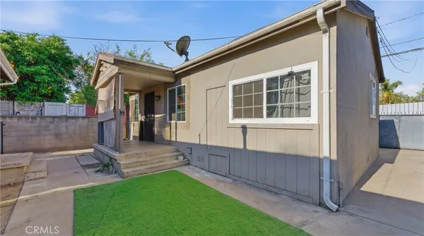 $919,000 | 11233 Virginia Street, Lynwood, CA 90262