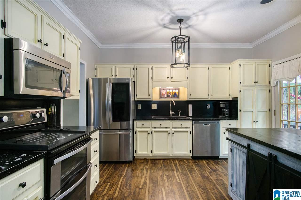 1108 Sequoia Trail Alabaster, AL 35007 - Photo 8 of 38