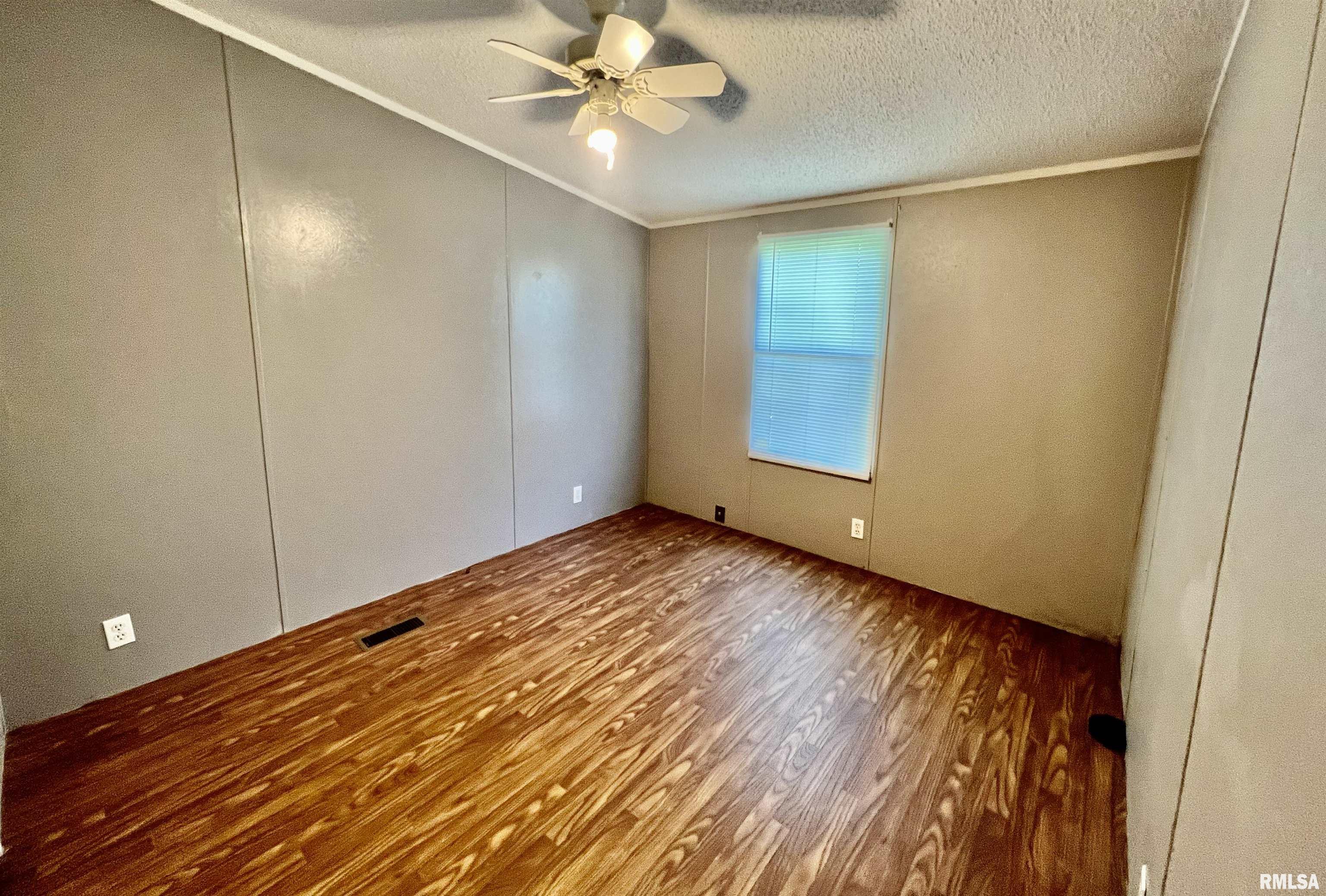 437 Haney Road Carbondale, IL 62901 - Photo 15 of 27