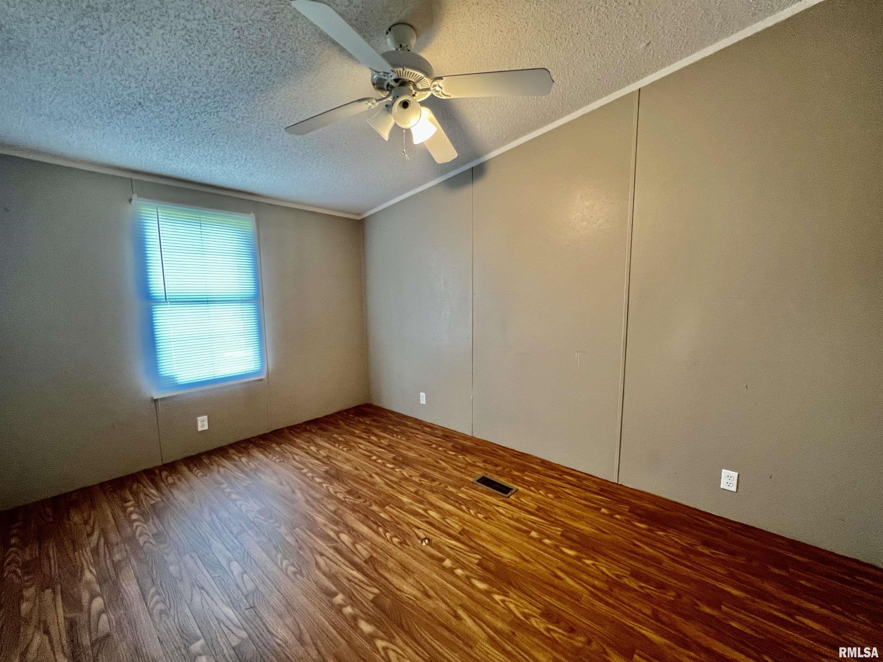 437 Haney Road Carbondale, IL 62901 - Photo 17 of 27