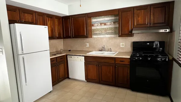 $455,000 | 3990 Camelot Drive Southeast, Grand Rapids, MI 49546