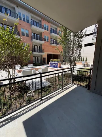 $1,600 | 111 Town Place, Unit 2290, Fairview, TX 75069