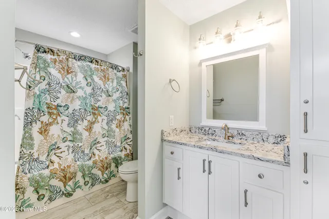 $1,199,000 | 185 Yacht Watch Drive, Holden Beach, NC 28462