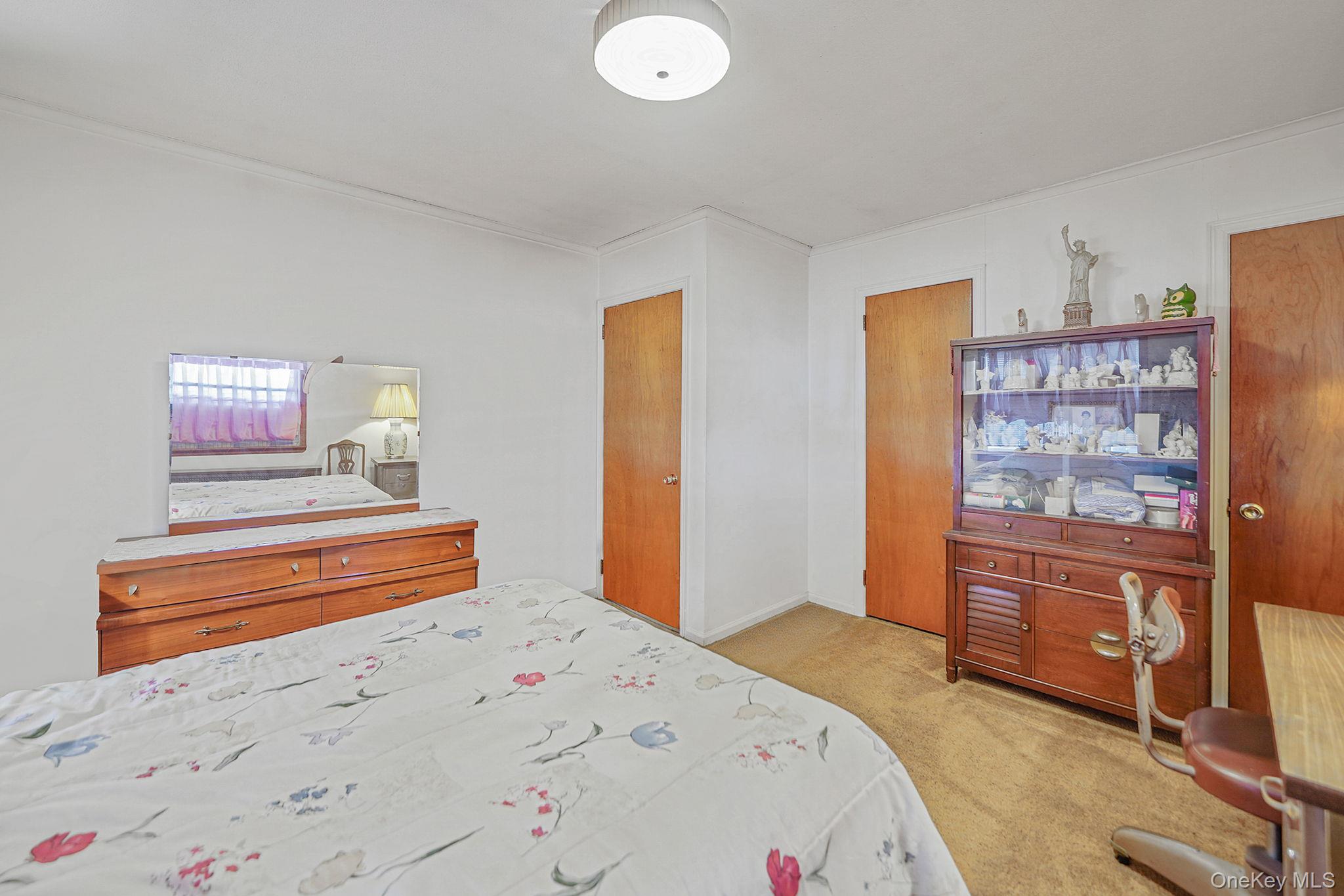 34 Pine Acres Boulevard Deer Park, NY 11729 - Photo 20 of 24
