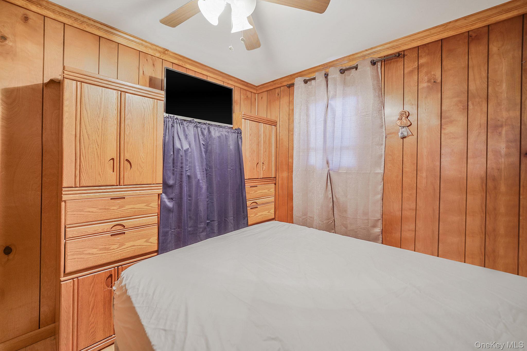 34 Pine Acres Boulevard Deer Park, NY 11729 - Photo 21 of 24