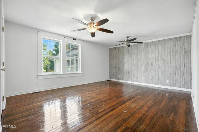 $570,000 | 621 McArthur Avenue, Elizabethton, TN 37643