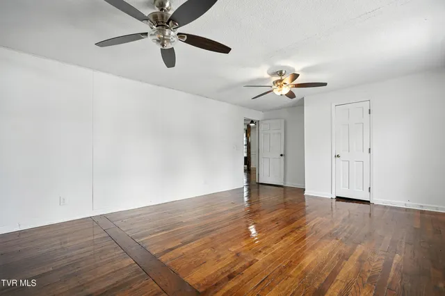 $570,000 | 621 McArthur Avenue, Elizabethton, TN 37643