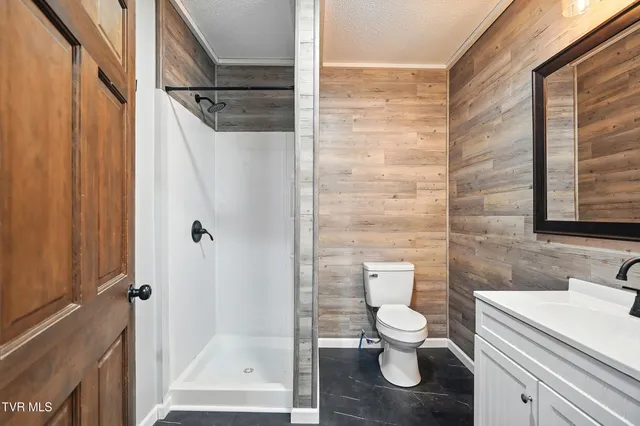 $570,000 | 621 McArthur Avenue, Elizabethton, TN 37643