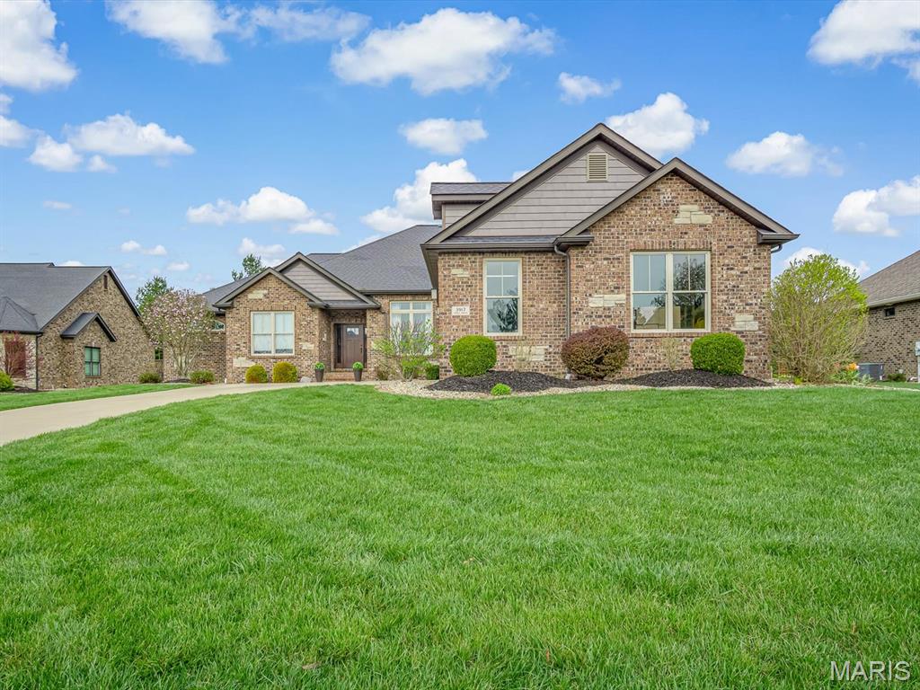 3917 Shale Drive Edwardsville, IL 62025 - Photo 2 of 5