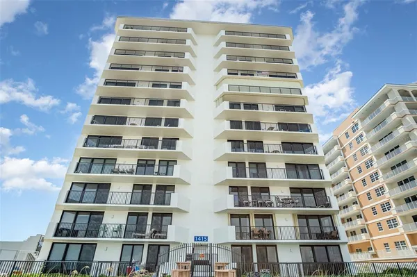 $259,900 | 1415 Ocean Shore Boulevard, Unit 704, Ormond Beach, FL 32176