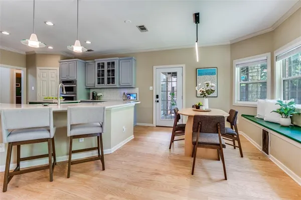 $692,000 | 9727 Vinewood Drive, Dallas, TX 75228