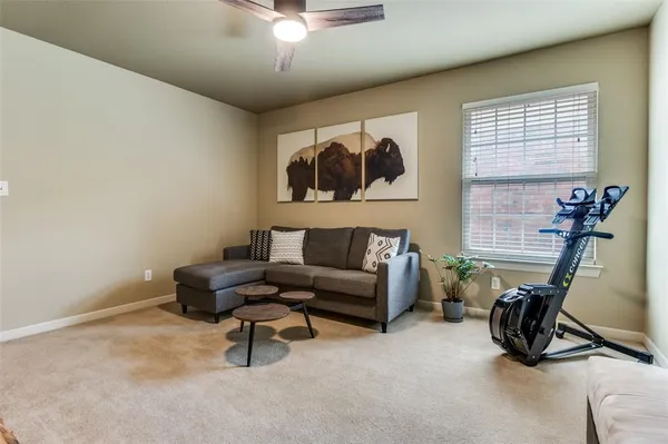$692,000 | 9727 Vinewood Drive, Dallas, TX 75228