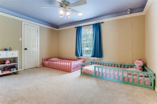 $692,000 | 9727 Vinewood Drive, Dallas, TX 75228