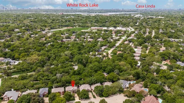 $692,000 | 9727 Vinewood Drive, Dallas, TX 75228