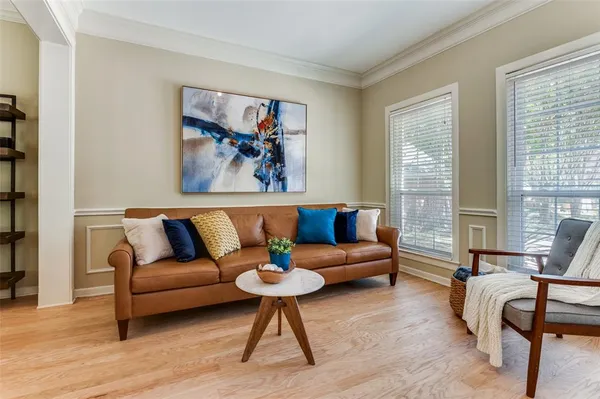 $692,000 | 9727 Vinewood Drive, Dallas, TX 75228