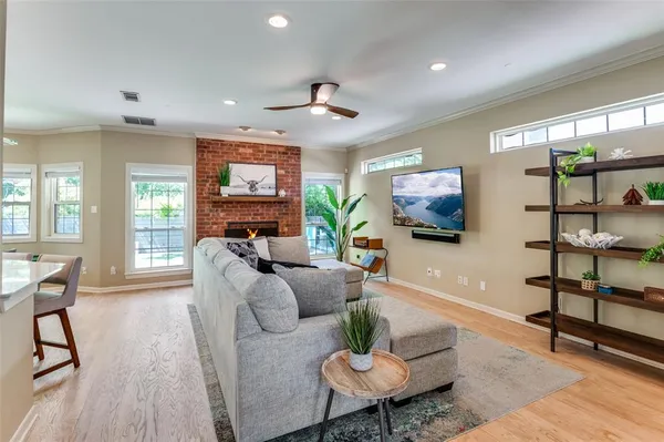 $692,000 | 9727 Vinewood Drive, Dallas, TX 75228