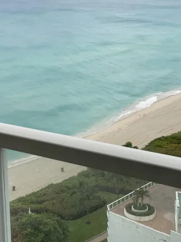 $4,999 | 16699 Collins Avenue, Unit 1909, Sunny Isles Beach, FL 33160