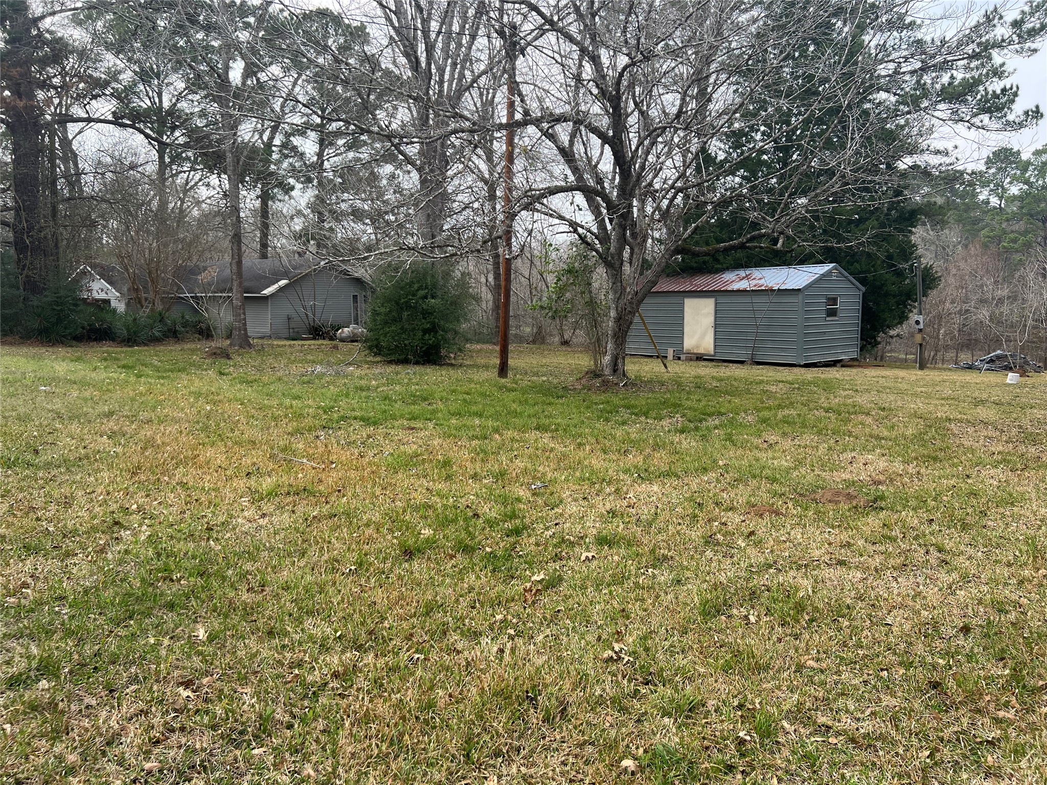951 Lakeshore Drive Cleveland, TX 77327 - Photo 3 of 10
