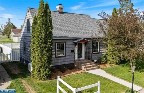 $295,000 | 1019 14th Street North, Virginia, MN 55792