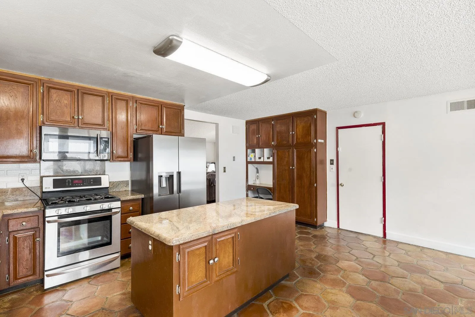 11034 Sagittarius Road San Diego, CA 92126 - Photo 11 of 52