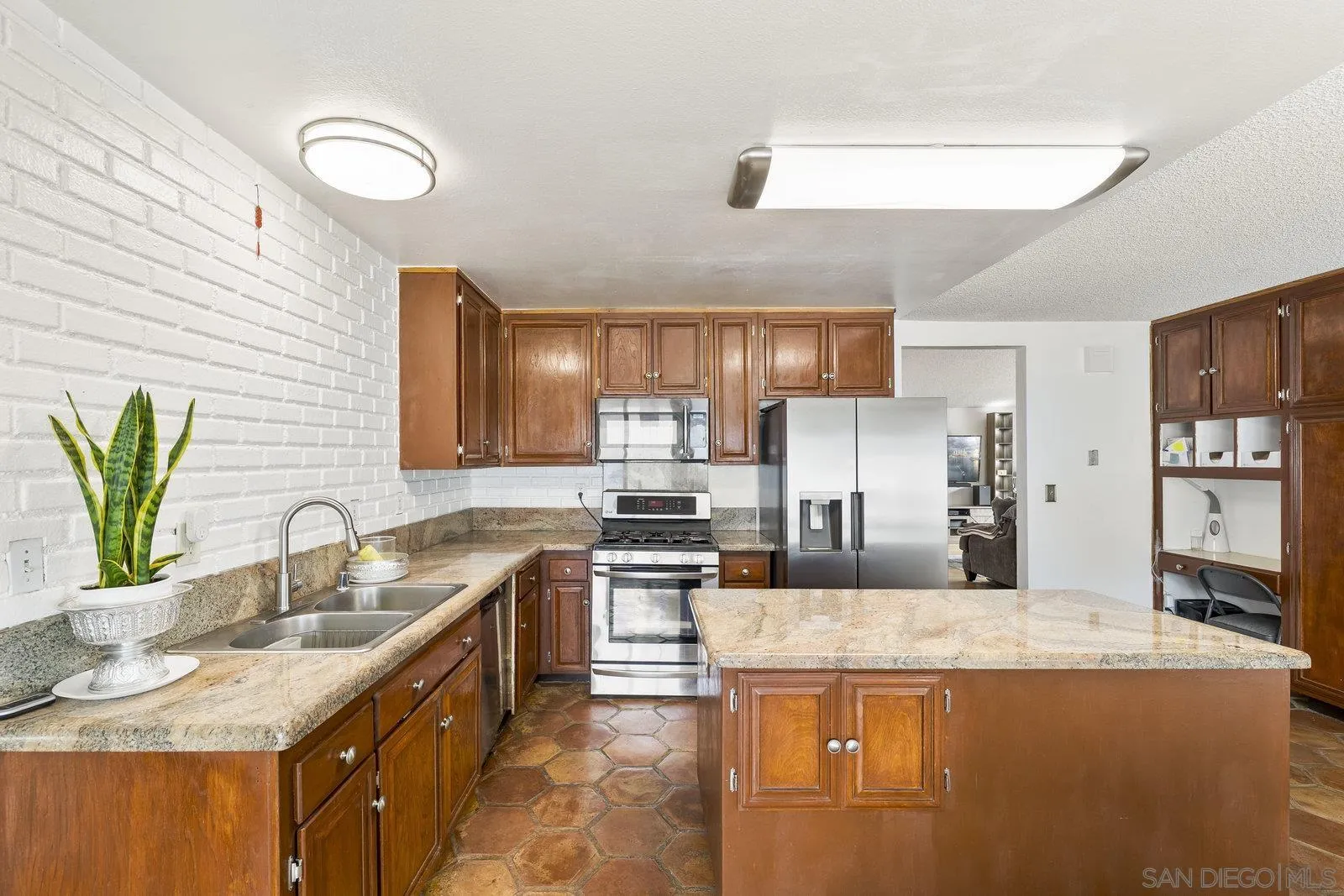 11034 Sagittarius Road San Diego, CA 92126 - Photo 13 of 52