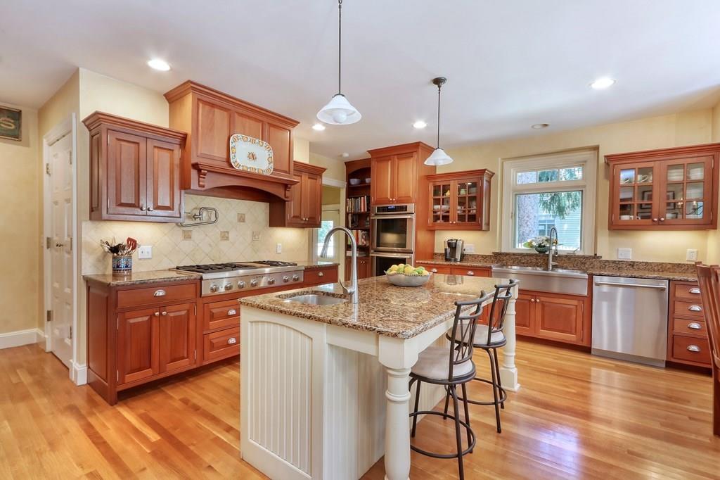 29 Calumet Road Winchester, MA 01890 - Photo 9 of 42 Gallery Image 9
