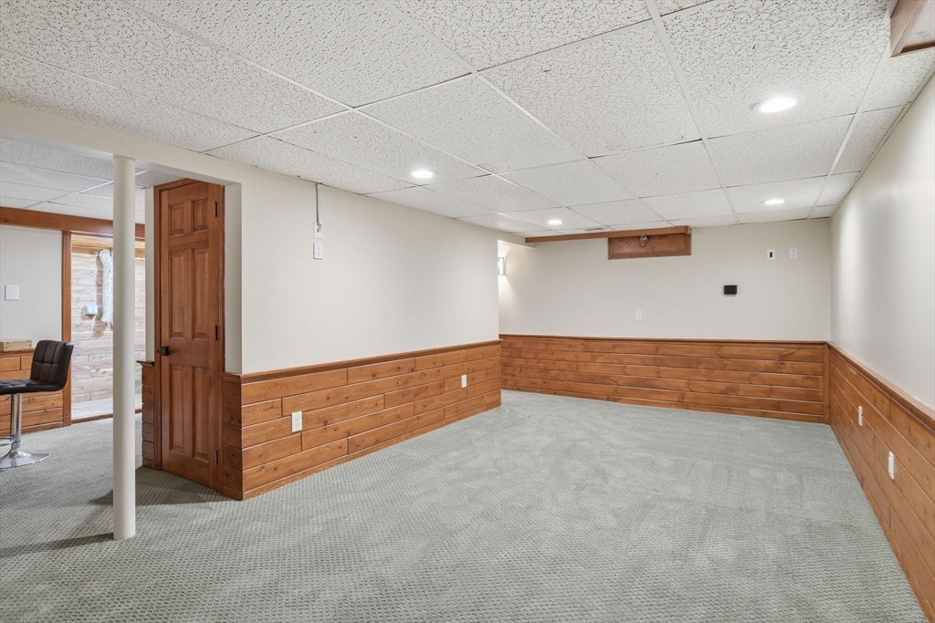 107 Viscount Road Longmeadow, MA 01106 - Photo 34 of 42 Gallery Image 34