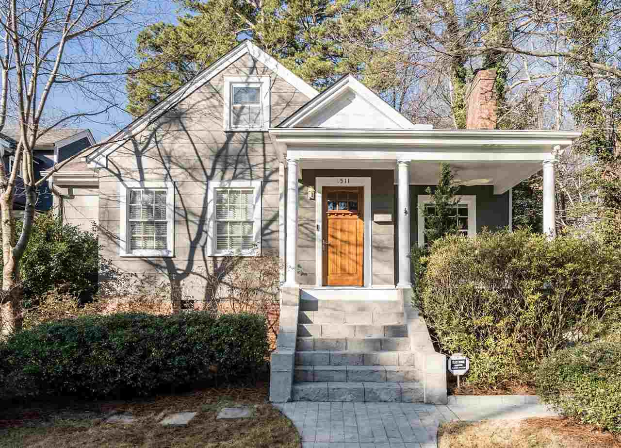 Eye-catching front porch with beautiful landscaped yard! Exterior Front