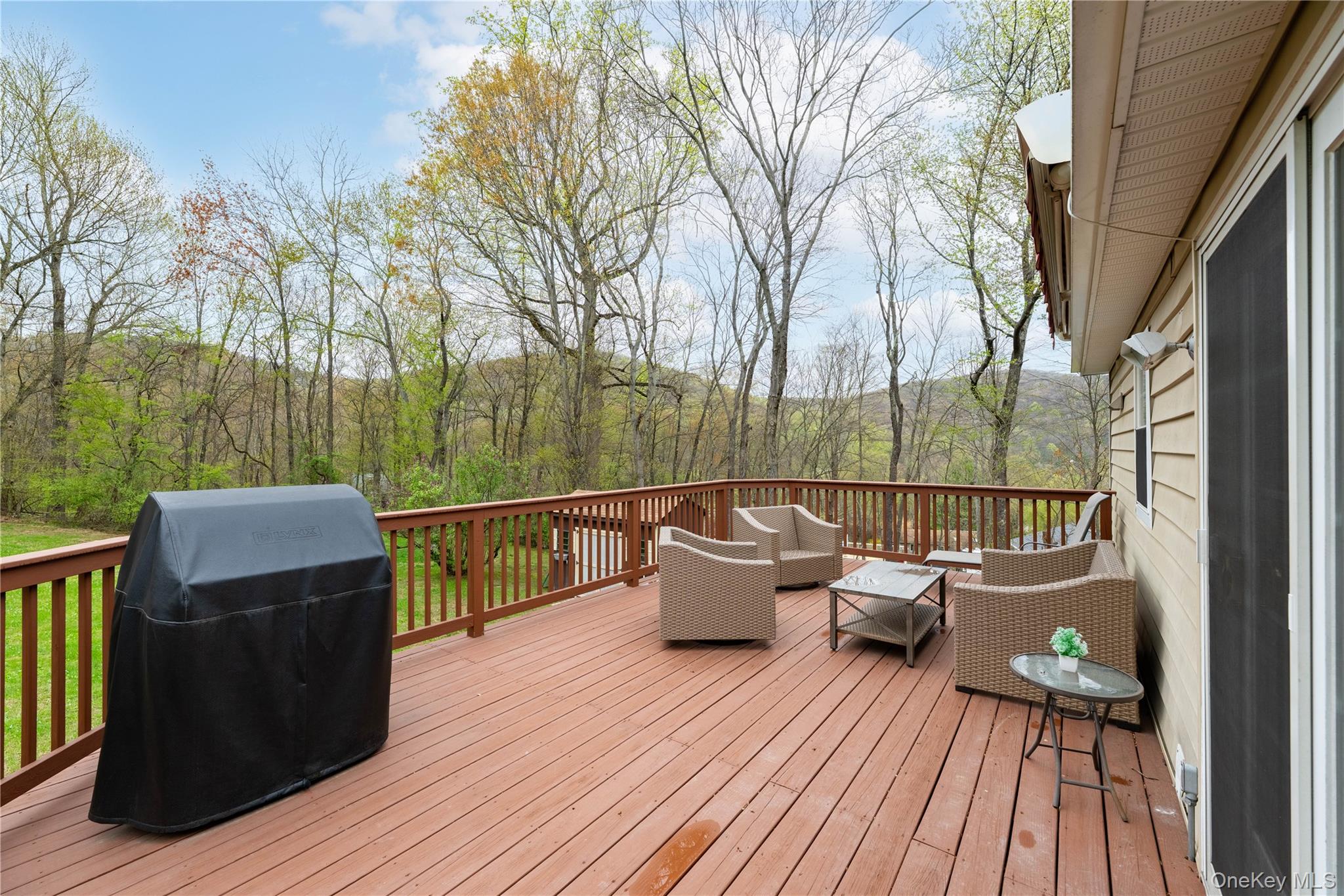 25 Boswell Road Putnam Valley, NY 10579 - Photo 7 of 17 with SunSetter Awning