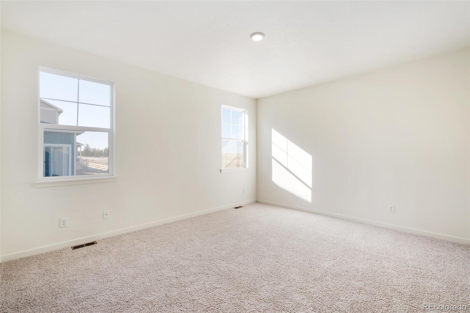 4859 Lynxes Way Johnstown, CO 80534 - Photo 19 of 28