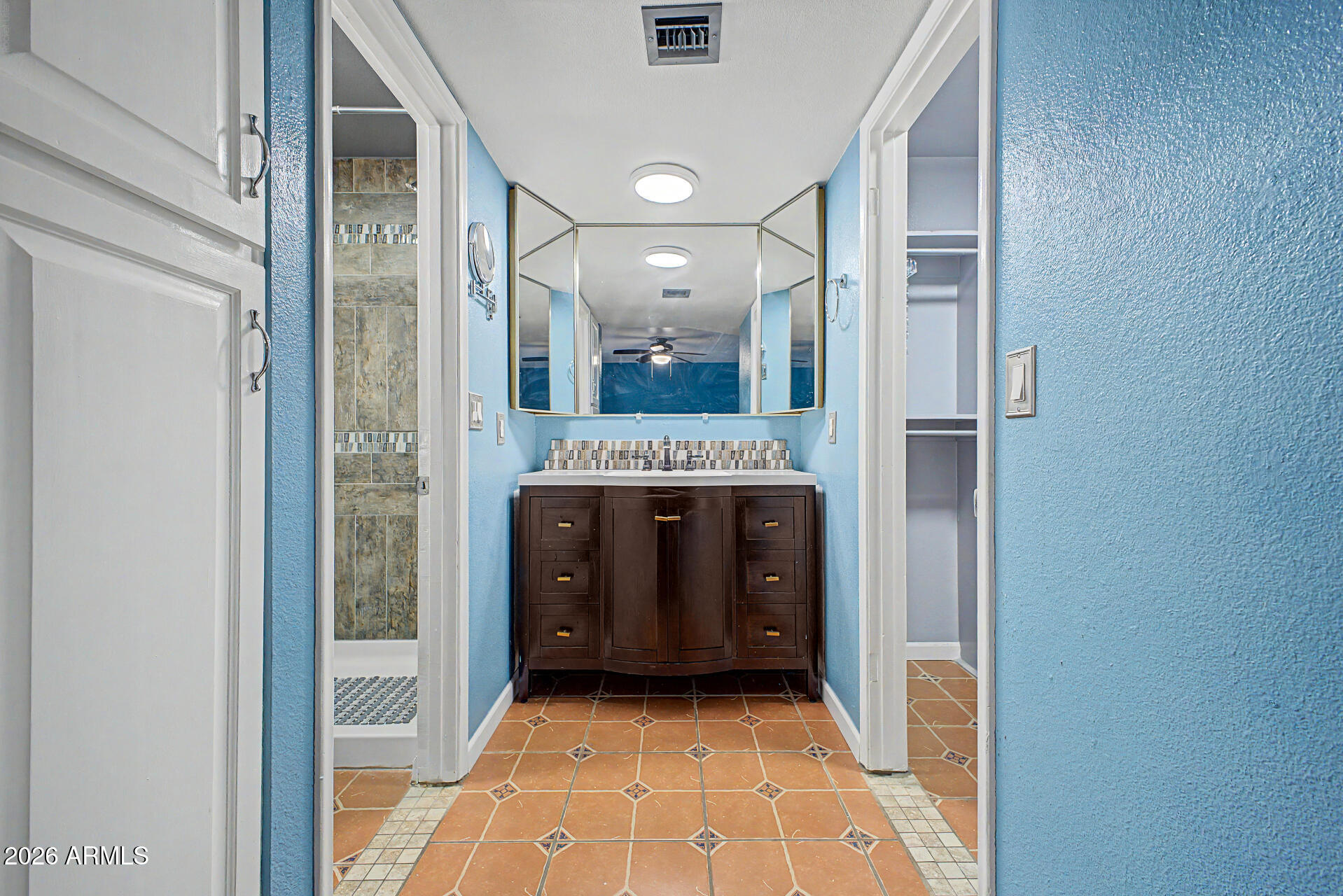 2233 North Recker Road Mesa, AZ 85215 - Photo 20 of 40