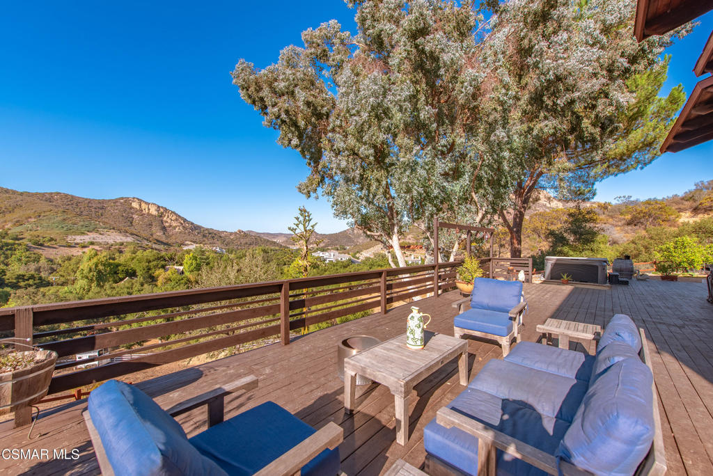 356 East Carlisle Road Thousand Oaks, CA 91361 - Photo 52 of 74