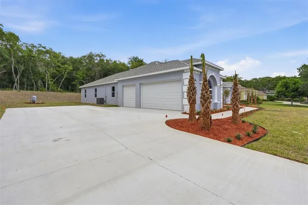 $949,000 | 421 West Chase Street, Hernando, FL 34442