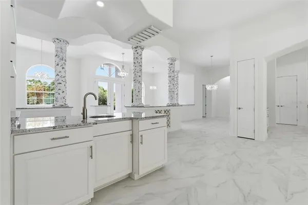 $949,000 | 421 West Chase Street, Hernando, FL 34442