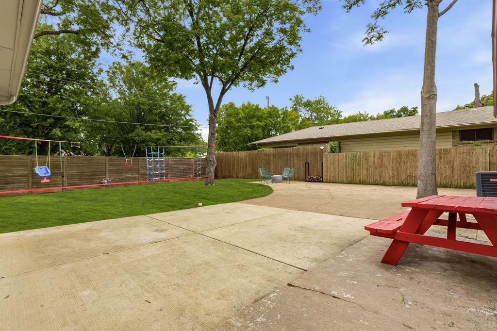 3812 Periwinkle Drive Dallas, TX 75233 - Photo 28 of 37
