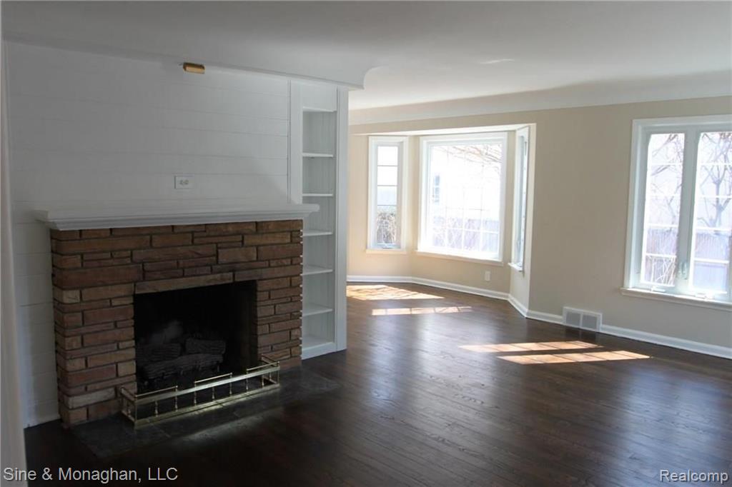 65 Moross Road Grosse Pointe Farms, MI 48236 - Photo 9 of 35