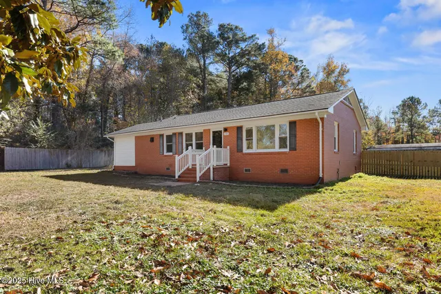 $231,500 | 2383 Burgaw Highway, Jacksonville, NC 28540