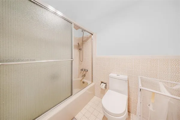 $2,500 | 1825 South Ocean Drive, Unit 708, Hallandale Beach, FL 33009