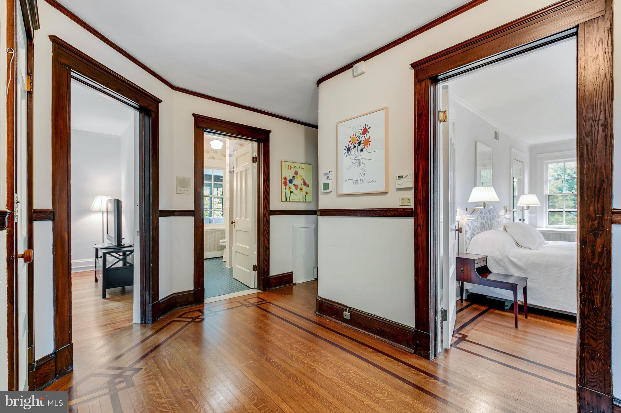 108 St Johns Road Baltimore, MD 21210 - Photo 37 of 97 2nd floor landing-note Walnut Banding around edges