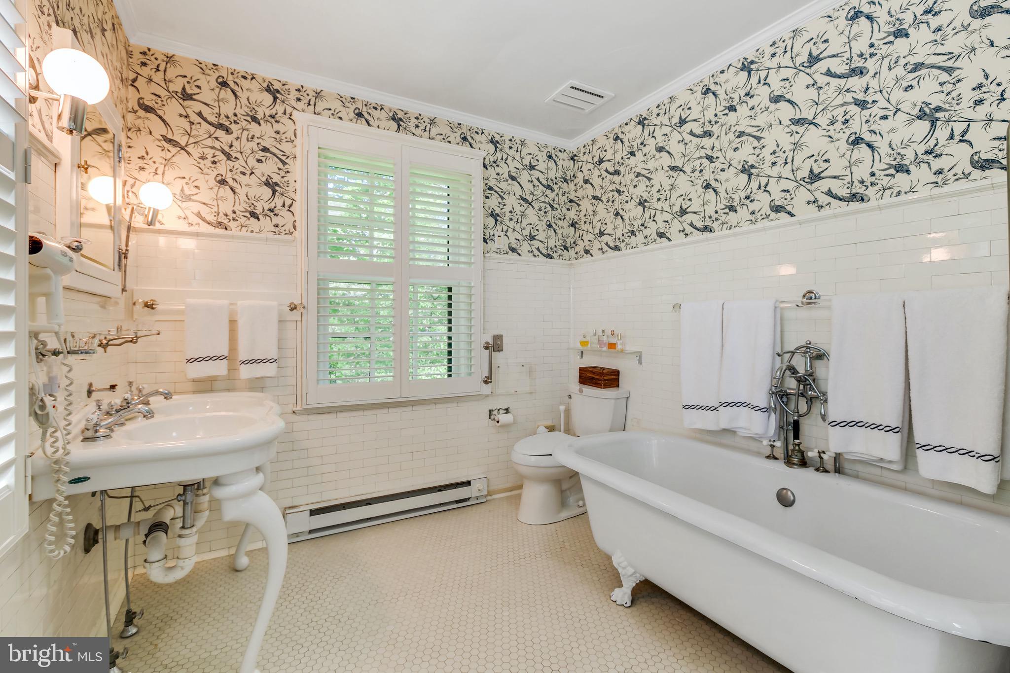 108 St Johns Road Baltimore, MD 21210 - Photo 46 of 97 Lovely full bath