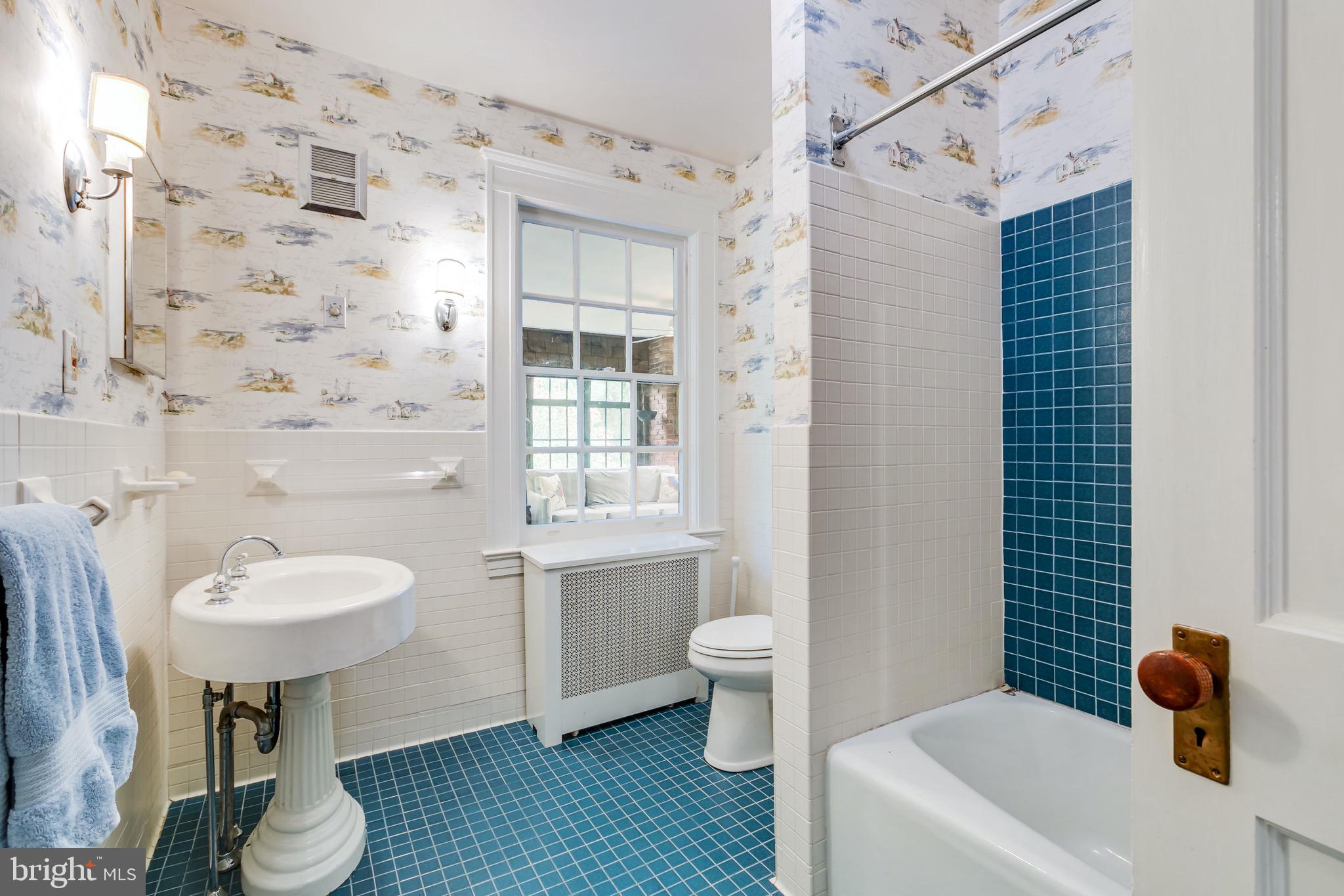 108 St Johns Road Baltimore, MD 21210 - Photo 53 of 97 2nd Floor full bath