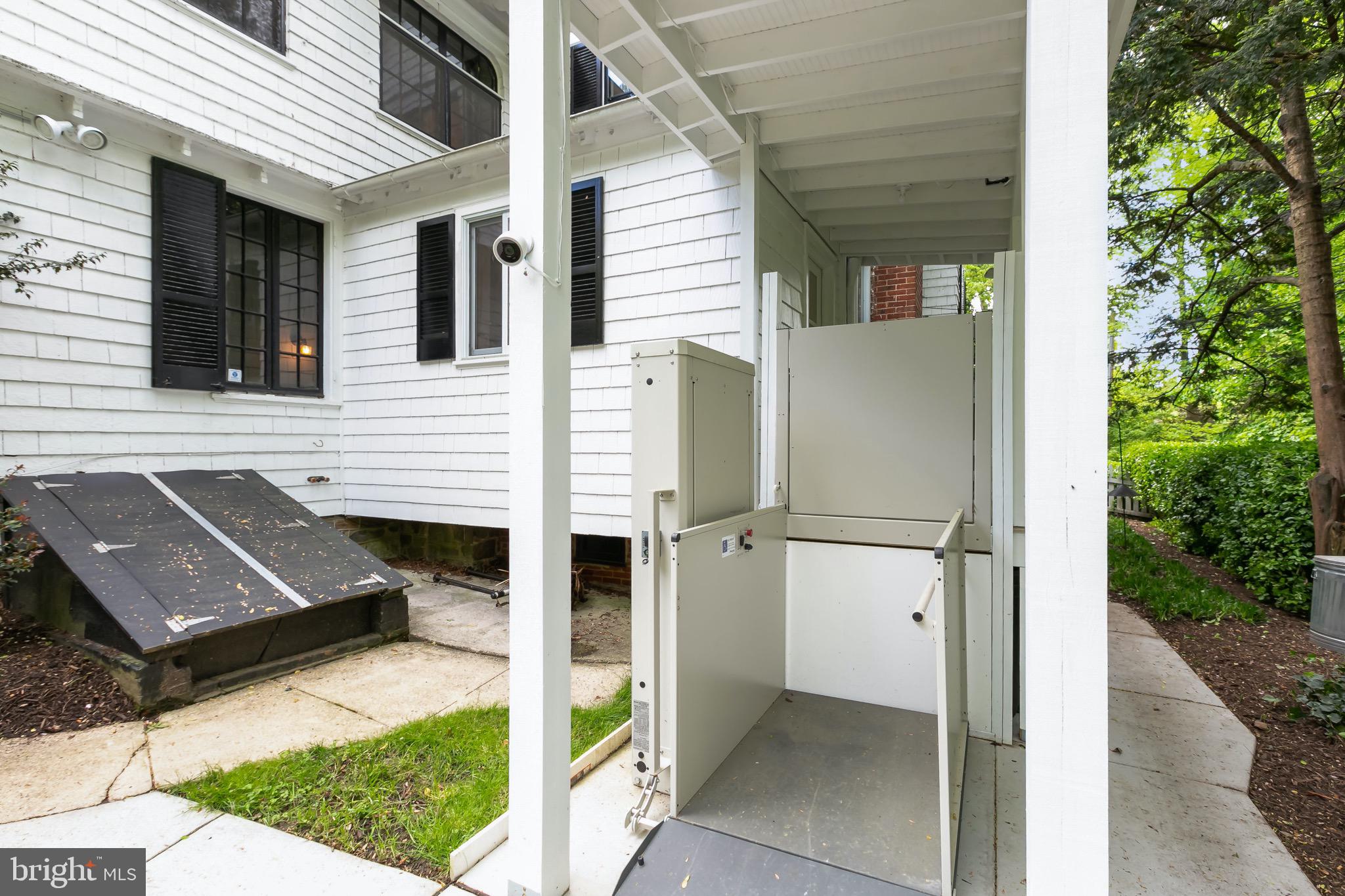 108 St Johns Road Baltimore, MD 21210 - Photo 66 of 97 Wheelchair Lift