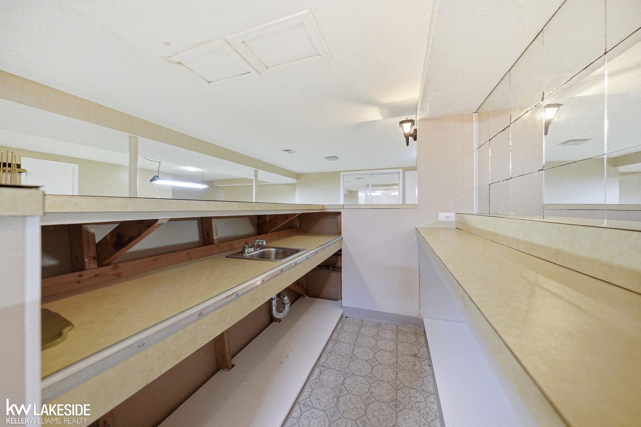 25318 Rubin Road Warren, MI 48089 - Photo 28 of 39 Gallery Image 28