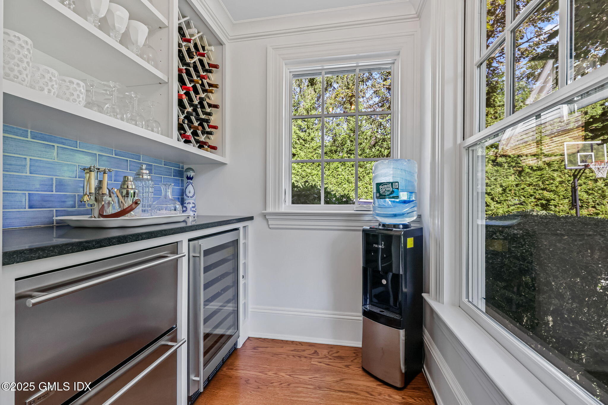 6 Gilliam Lane Riverside, CT 06878 - Photo 17 of 50 24-web-or-mls-6-gilliam-ln